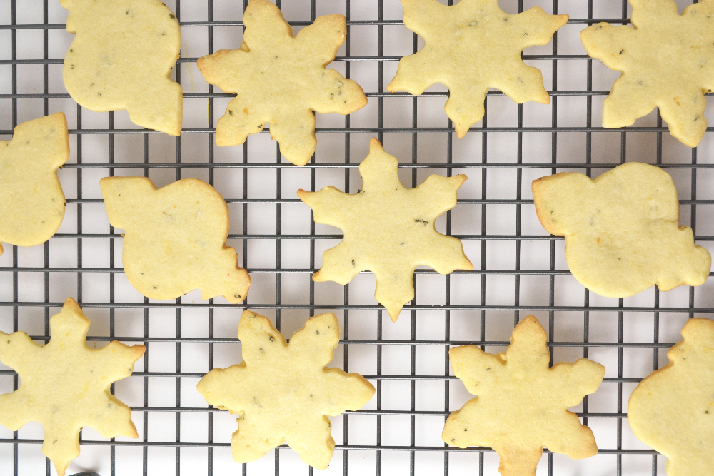 Lemon Rosemary Shortbread Cookies - Fridge to Fork